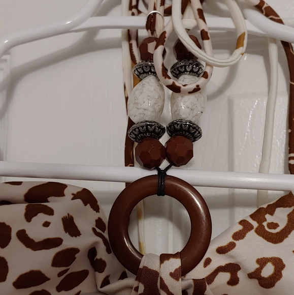 Dress - Picture 3 of 5